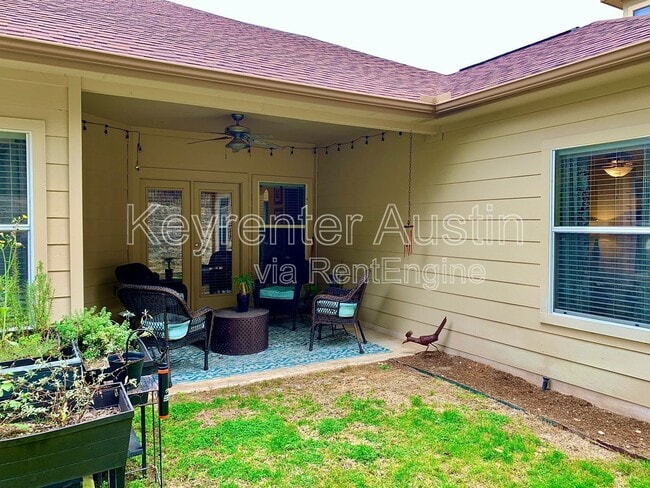 Building Photo - 1305 Delsie Dr