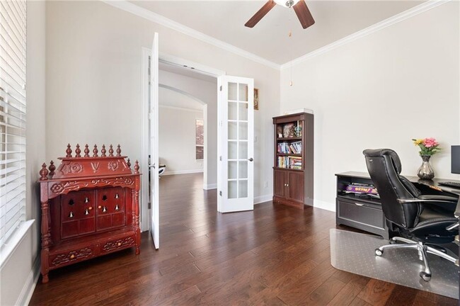 Building Photo - 3804 Carya Dr