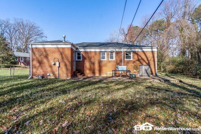 Building Photo - 5517 Flower Ave