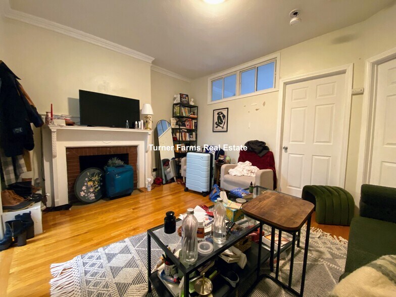 Building Photo - 43 Bay State Rd