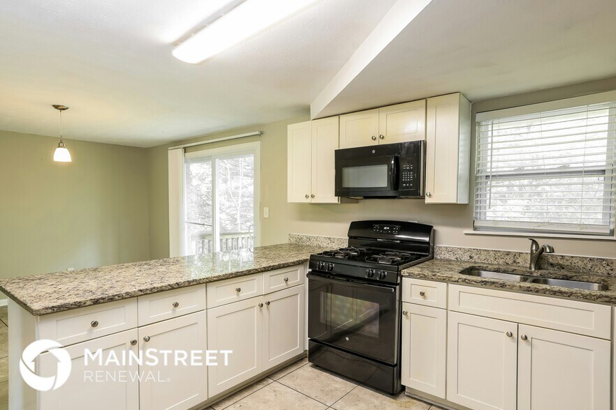 Building Photo - 6200 King Arthur Dr