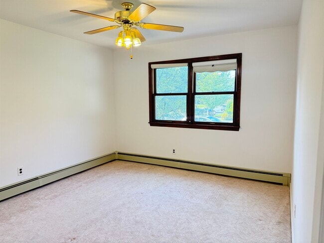 Building Photo - 203 Terrace Ave