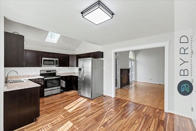 Building Photo - 14304 Cove Ridge Pl