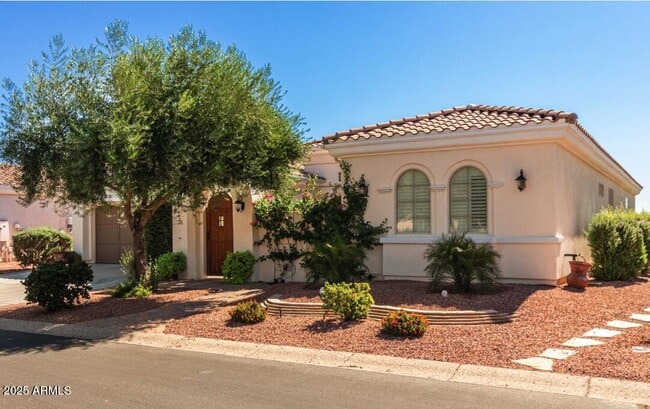 Building Photo - 12847 W Panchita Dr