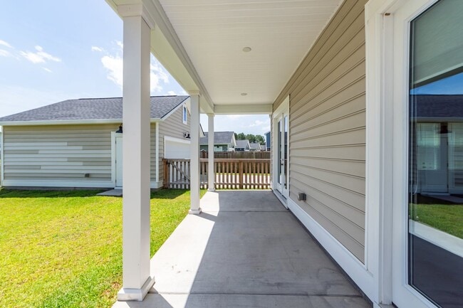 Building Photo - 214 Narrowleaf Ave