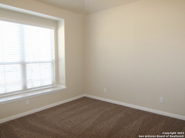 Building Photo - 5633 Briar Fld