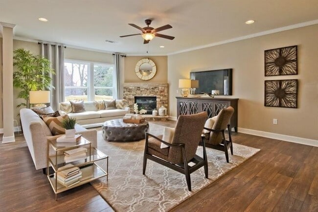 Building Photo - 1316 Calistoga Way