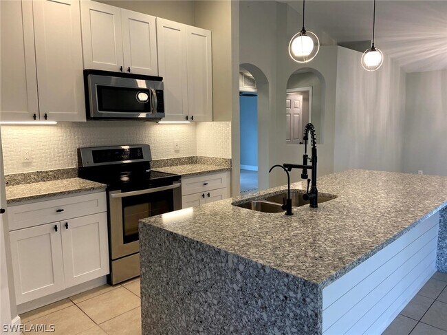 Building Photo - 2502 31st St SW