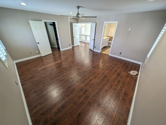 Building Photo - 8332 Mountain Heather Ct