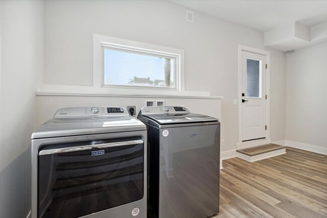 Building Photo - 1164 Terrace St