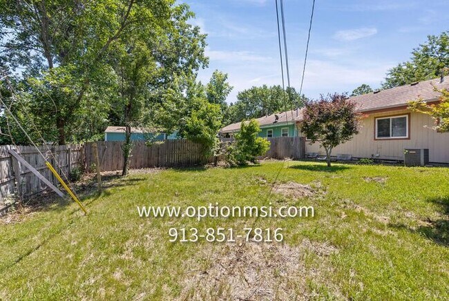 Building Photo - Cimarron Beauty- TRUE 4 bedroom, 2 bath, 1 car garage