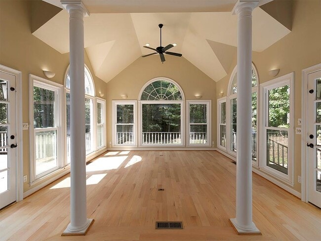 Building Photo - 4673 Jefferson Township Pl