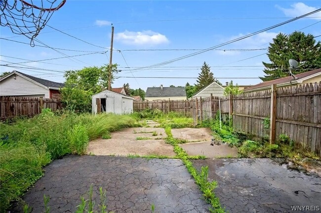 Building Photo - 103 Preston Rd