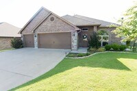 Building Photo - 11015 Augusta Dr