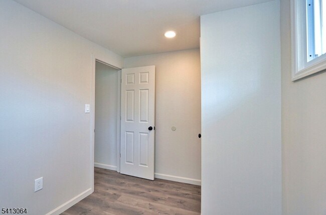 Building Photo - 75 Nolans Point Rd