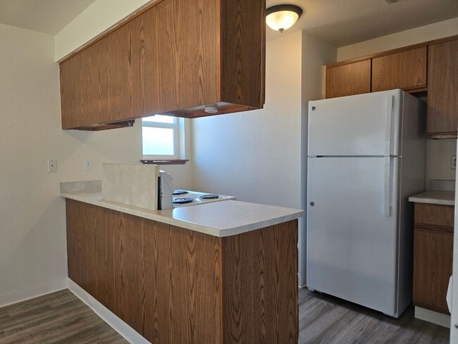 Building Photo - 7710 Burgess Ave W