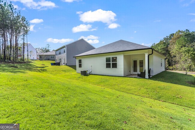 Building Photo - 3688 Chevington Ct SE