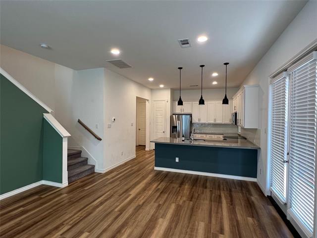 Building Photo - 203 Athenia Dr