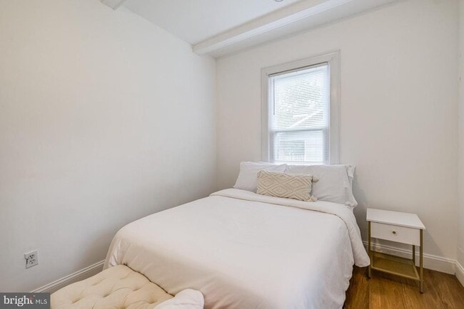 Building Photo - 4209 Queensbury Rd