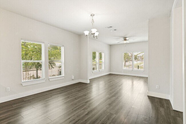 Building Photo - 1201 S Palmetto St