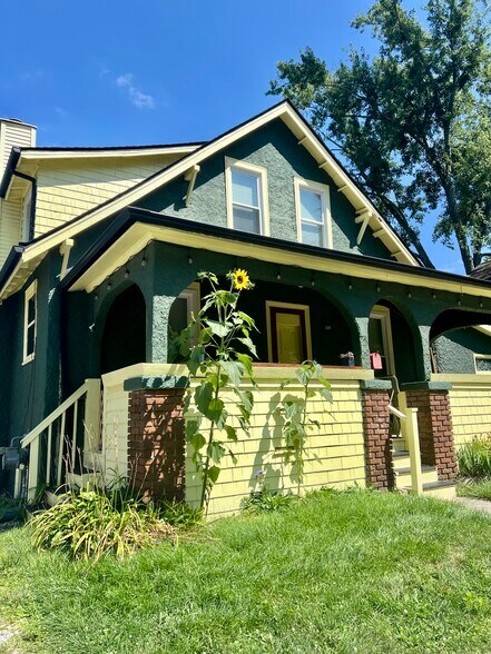 Primary Photo - 210 Bucholz Ct