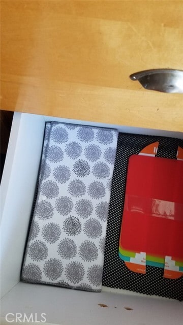 Building Photo - 274 Diamond St