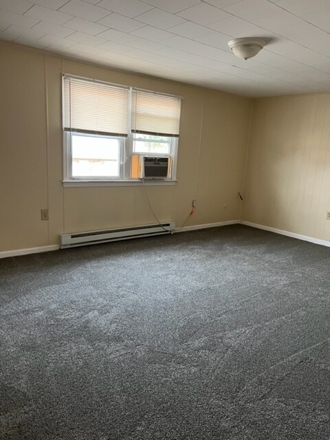 Building Photo - 611 Lincoln Way W