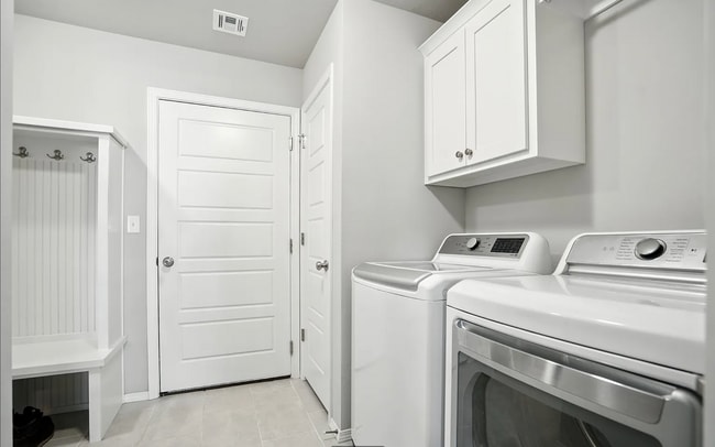 Building Photo - 3505 E 154th St S