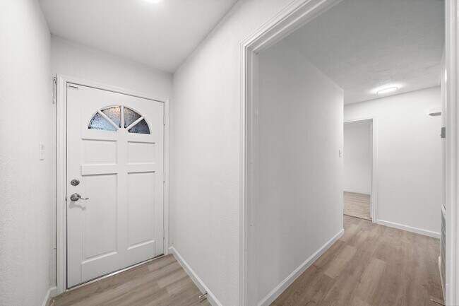 Building Photo - 2526 Nightowl Trail
