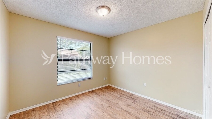 Building Photo - 3239 Curry Woods Cir