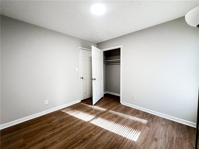 Building Photo - 5142 Farm Pl Dr NE