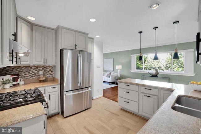 Building Photo - 6313 Tone Dr