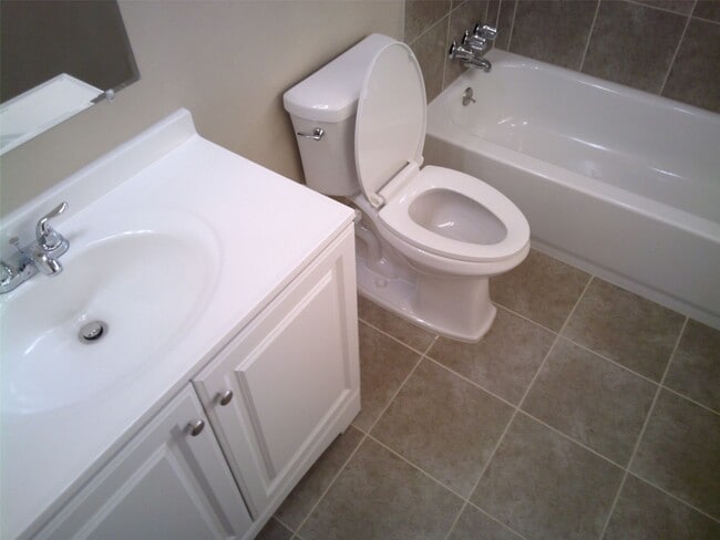 Building Photo - 11642 Harrow St