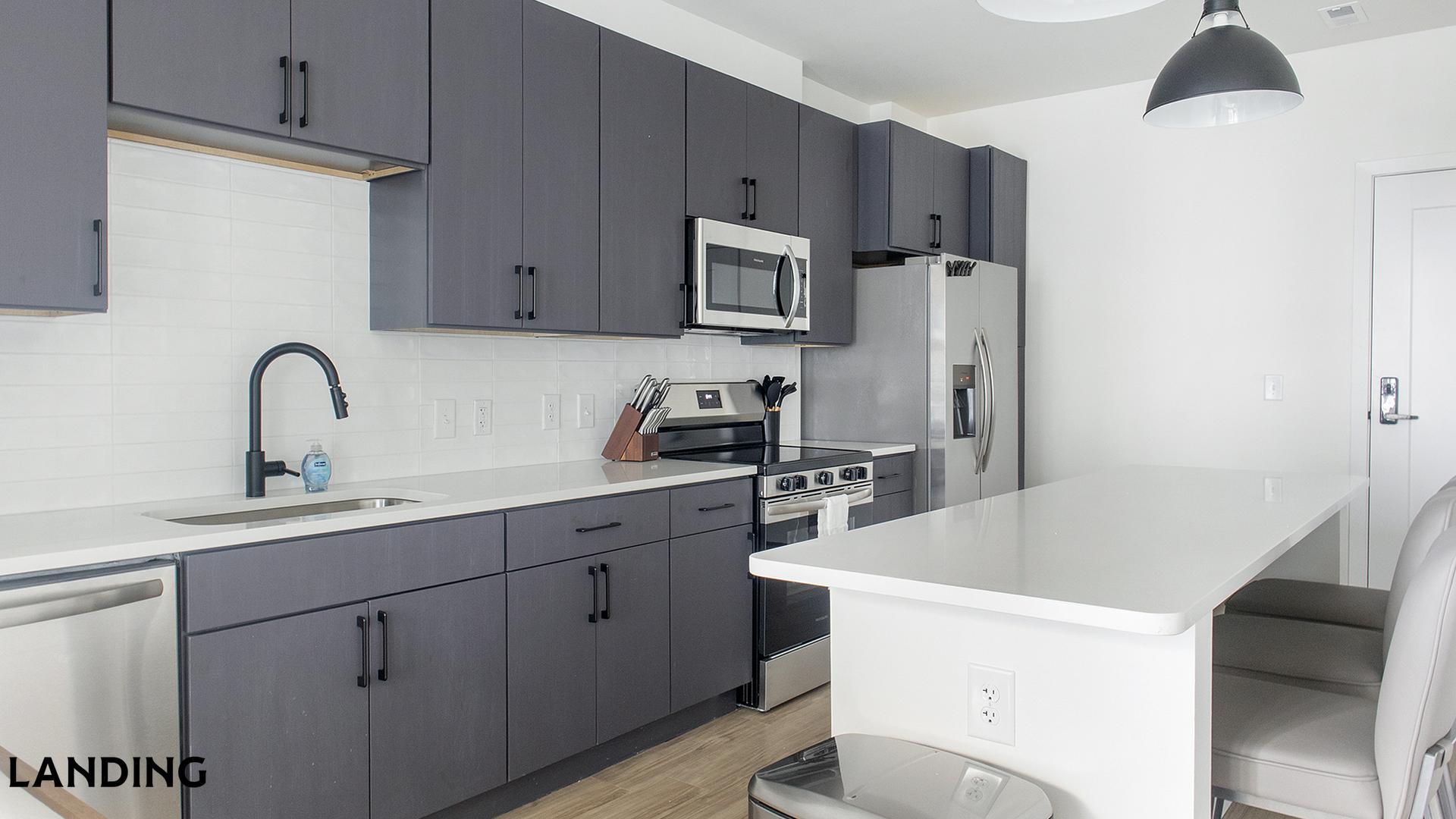 Building Photo - 1007 S Mint St