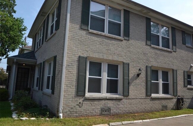 Building Photo - 1505 McDuffie St