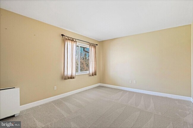 Building Photo - 4106 Mangalore Dr