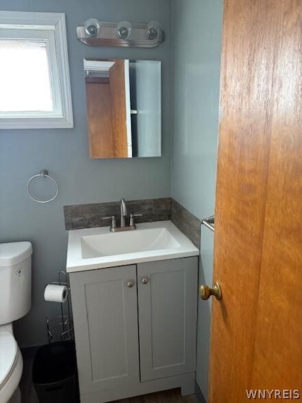 Building Photo - 1997 Hertel Ave