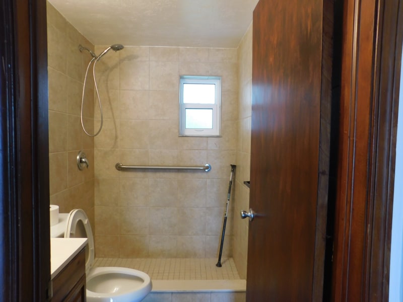 Building Photo - 1811 Highland Ave