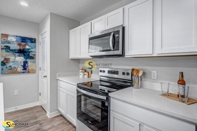 Building Photo - 3821 SW 43rd Ct
