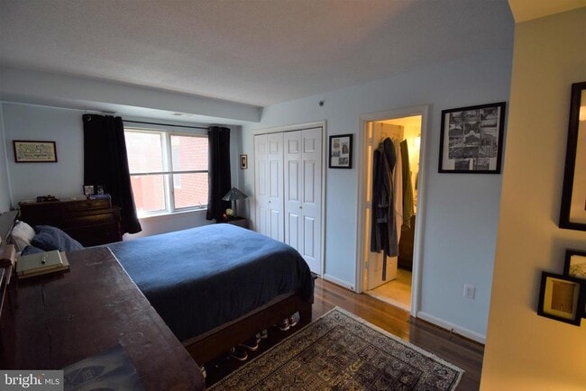 Building Photo - 610 N West St