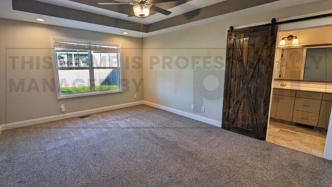 Building Photo - 890 Wild Elm Ct