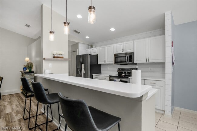 Building Photo - 21572 Brixham Run Loop