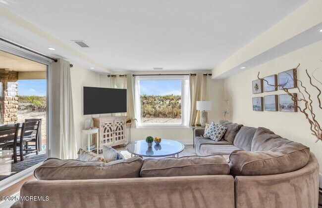 Building Photo - 438 NJ-35