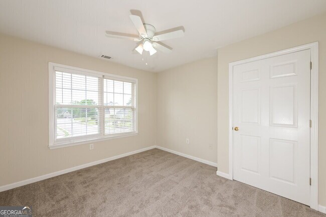 Building Photo - 2257 Mitford Ct