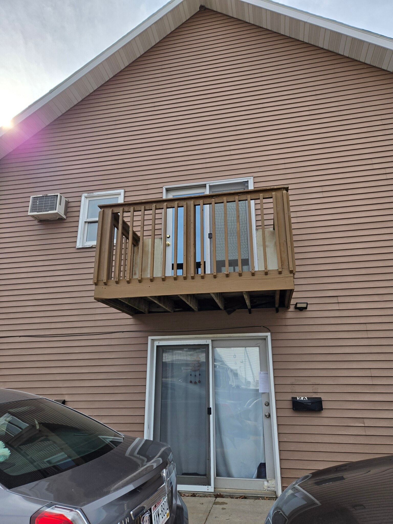 Building Photo - 1324 W Main St