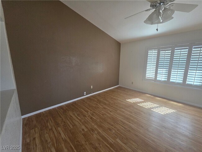 Building Photo - 380 E Happy Canyon Rd