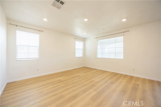 Building Photo - 24153 Paseo del Rancho Dr