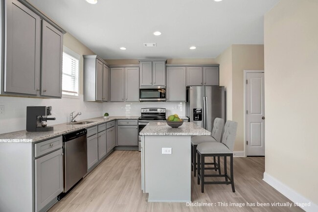 Building Photo - Chase Landing