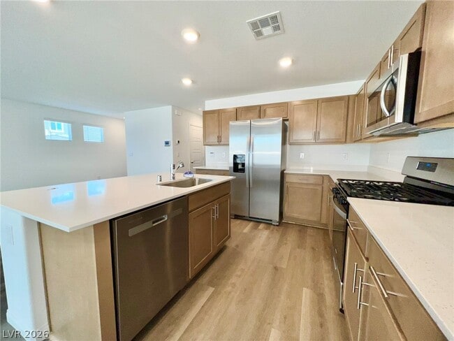 Building Photo - 3254 La Cura Ave