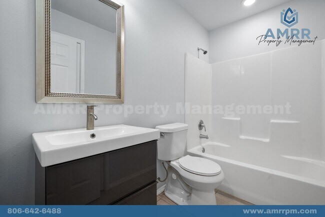 Building Photo - Easy Living Starts at AMRR: 3 Bedroom In Frenship ISD!